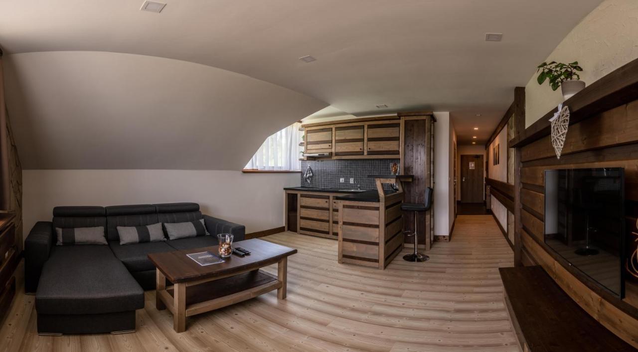 Nestville Apartments Hniezdne Eksteriør bilde